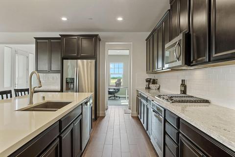 3933 Summit Dr, Tracy, CA 95377 photo 10