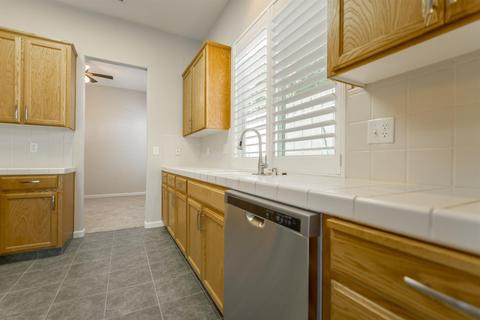 1812 Ely Ct, Modesto, CA 95355 photo 8