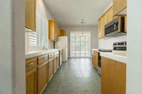 1812 Ely Ct, Modesto, CA 95355 photo 6