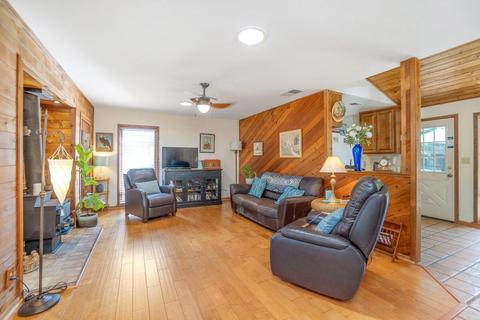 3496 Oyster Bay Ave, Davis, CA 95616 photo 2