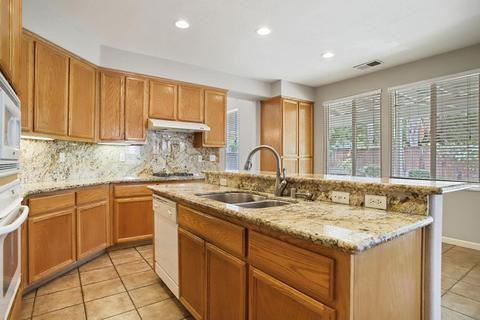 1832 Lloyd C Gary Dr, Tracy, CA 95376 photo 12