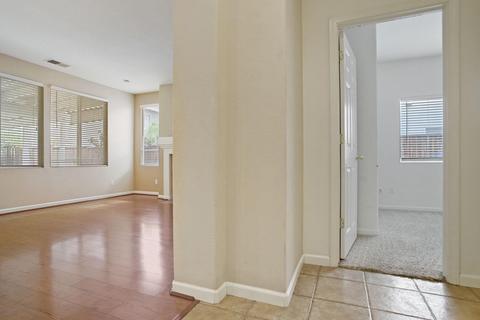 1832 Lloyd C Gary Dr, Tracy, CA 95376 photo 7