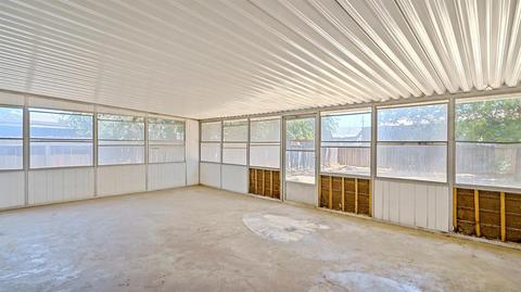 8 N Sinclair, Stockton, CA 95215 photo 32