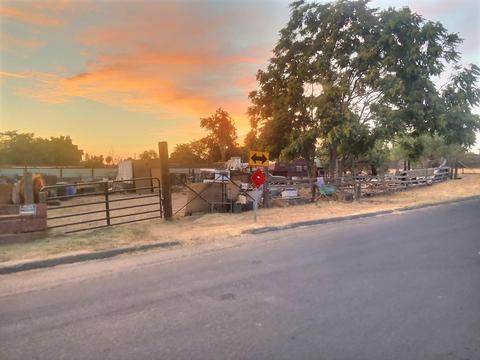 2101 Robertson Rd, Modesto, CA 95351 photo 2