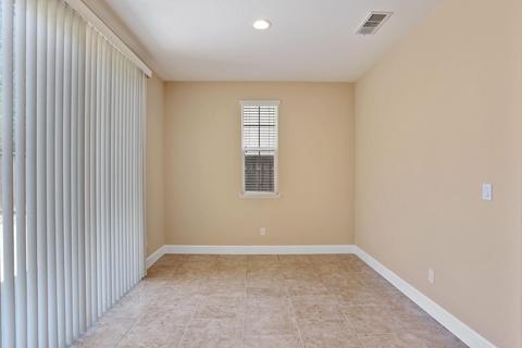 15835 Crescent Park Cir, Lathrop, CA 95330 photo 37