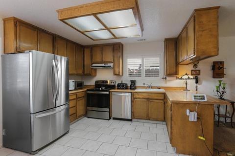2800 Pinnacles Dr, Modesto, CA 95358 photo 10