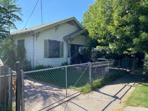 2127 S Sutter St, Stockton, CA 95206 photo 1