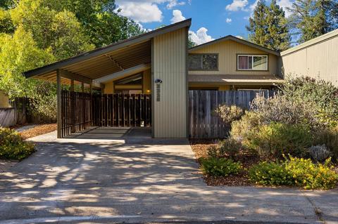3326 Victoria Pl, Davis, CA 95616 photo 2