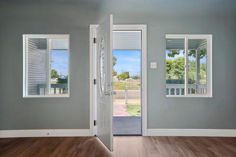 415 E St, Modesto, CA 95351 photo 6