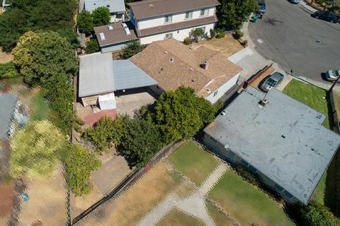 22853 Arnold Ct, Hayward, CA 94541 photo 2