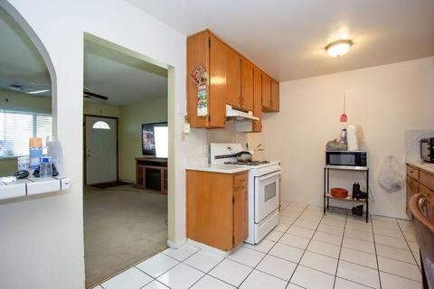 308 Weber, Patterson, CA 95363 photo 4
