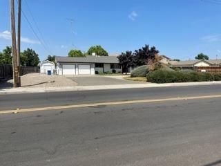 3949 Blaker Rd, Ceres, CA 95307 photo 4