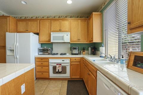 940 Kennedy Pl, Tracy, CA 95377 photo 16