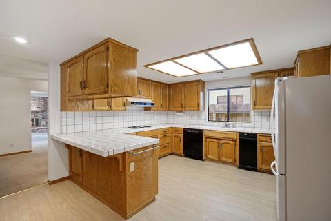 540 Applewood Dr, Lodi, CA 95242 photo 4
