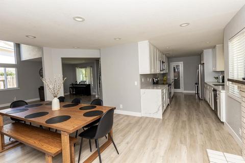 8326 Discovery Bay Ct, Antelope, CA 95843 photo 6
