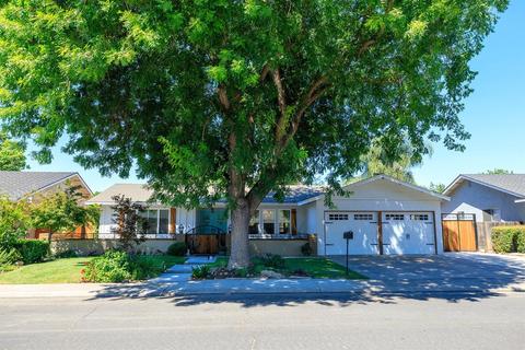 1301 Turquoise Dr, Modesto, CA 95355 photo 2