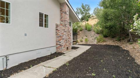 90 Greenfield Dr, Moraga, CA 94556 photo 3