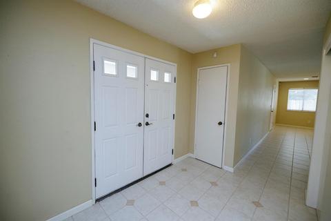 1605 Brixton Ln, Modesto, CA 95356 photo 7