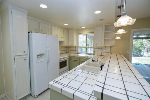1605 Brixton Ln, Modesto, CA 95356 photo 18