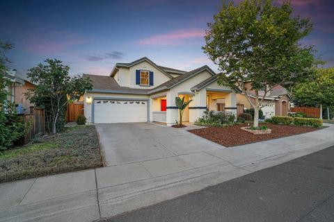 2624 Bellows St, Davis, CA 95618 photo 2