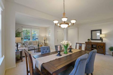 2624 Bellows St, Davis, CA 95618 photo 10