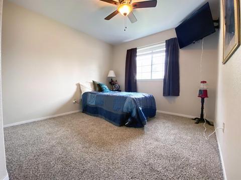 216 Saddle Ct, Galt, CA 95632 photo 16