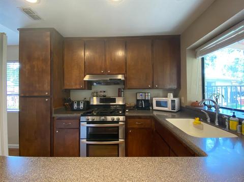216 Saddle Ct, Galt, CA 95632 photo 12