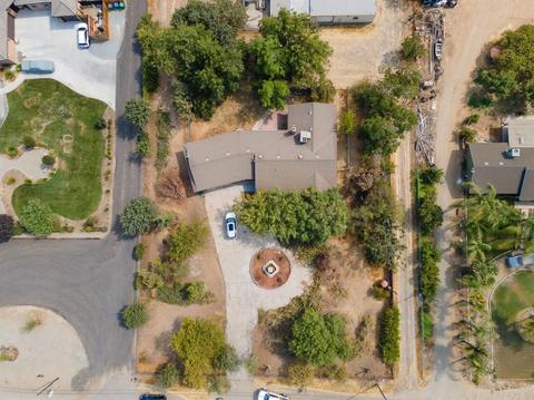 2045 W Visalia, Exeter, CA 93221 photo 3