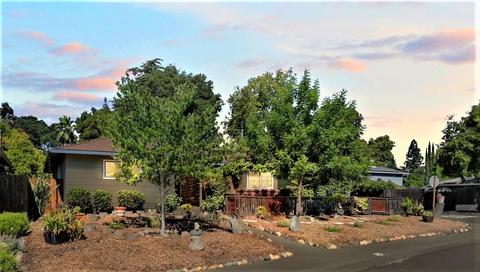 4923 Schuyler Dr, Carmichael, CA 95608 photo 1