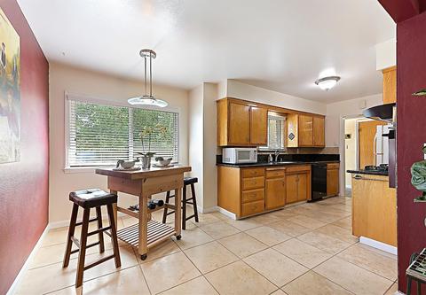 4923 Schuyler Dr, Carmichael, CA 95608 photo 7