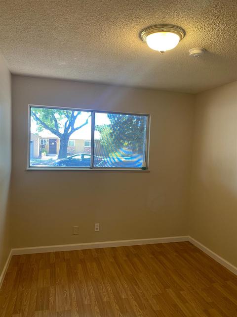 1901 Robbie Ave, Modesto, CA 95350 photo 11