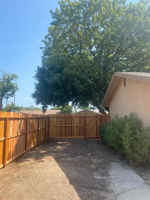 1901 Robbie Ave, Modesto, CA 95350 photo 17