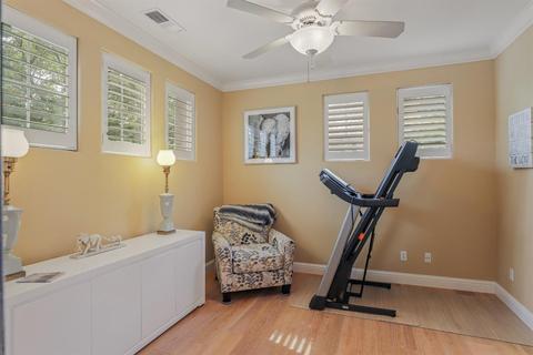 905 Interlaken Dr, Lodi, CA 95242 photo 8
