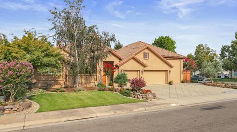 905 Interlaken Dr, Lodi, CA 95242 photo 2