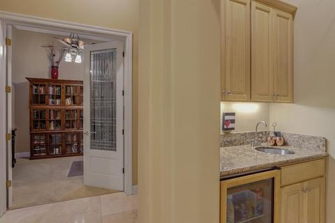 905 Interlaken Dr, Lodi, CA 95242 photo 42