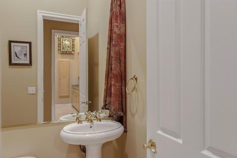 905 Interlaken Dr, Lodi, CA 95242 photo 47