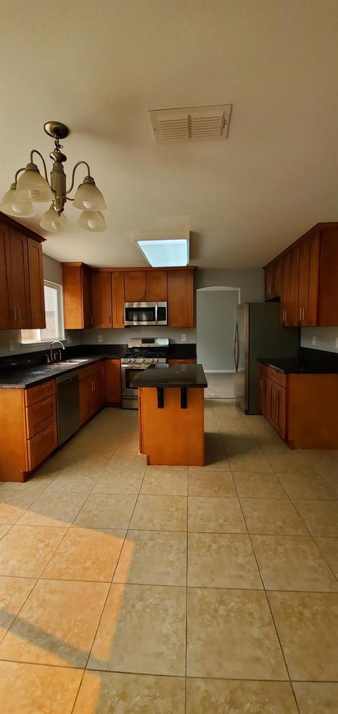 3054 Astoria Ct, Ceres, CA 95307 photo 10