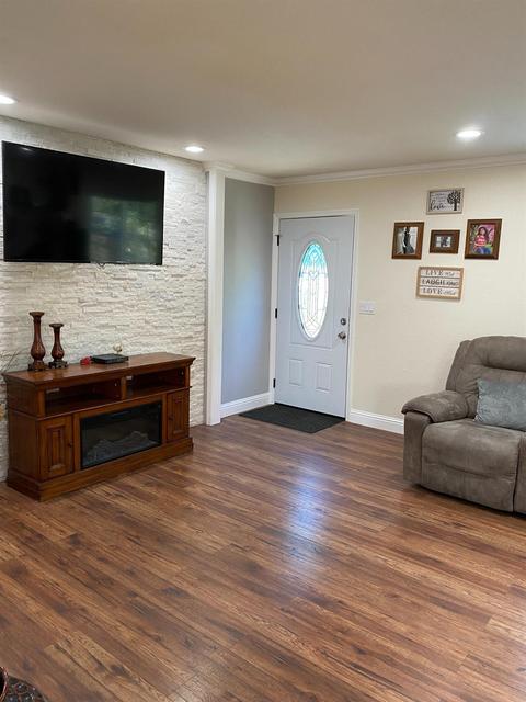1812 W Rumble Rd, Modesto, CA 95350 photo 3