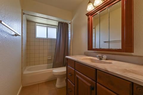4163 Deaton Dr, Olivehurst, CA 95961 photo 16