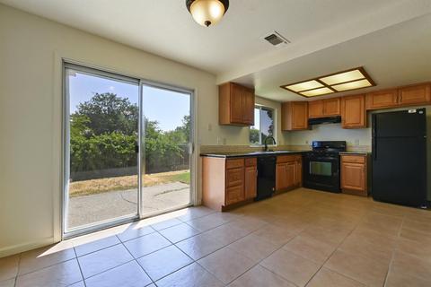 4163 Deaton Dr, Olivehurst, CA 95961 photo 8