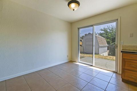 4163 Deaton Dr, Olivehurst, CA 95961 photo 10