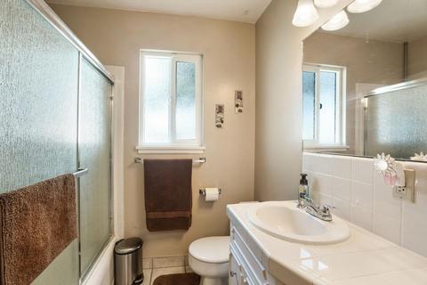 2212 Jasmin Ave, Modesto, CA 95350 photo 24
