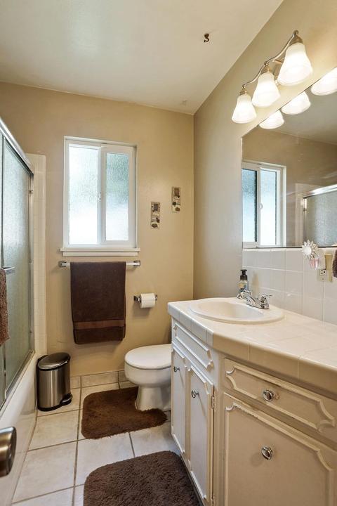 2212 Jasmin Ave, Modesto, CA 95350 photo 25