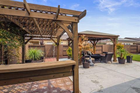 2086 Macedo St, Manteca, CA 95337 photo 42