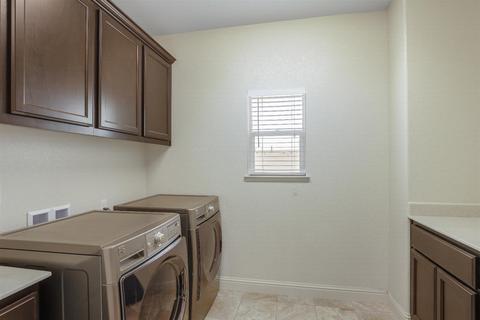 2086 Macedo St, Manteca, CA 95337 photo 37
