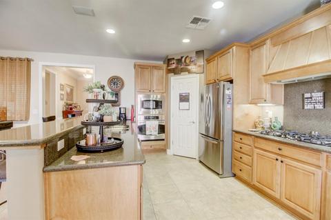 2393 Shadow Berry Dr, Manteca, CA 95336 photo 8