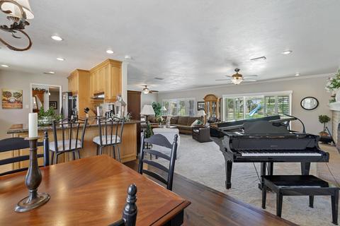 11695 N Davis Rd, Lodi, CA 95242 photo 3