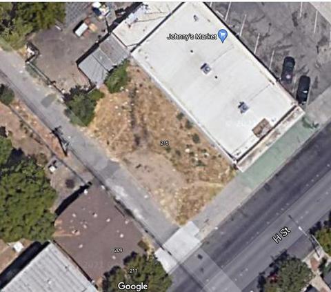215 H St, Modesto, CA 95351 photo 4