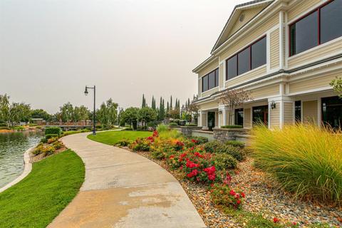 2557 Shadow Berry Dr, Manteca, CA 95336 photo 56