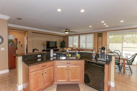 2557 Shadow Berry Dr, Manteca, CA 95336 photo 12